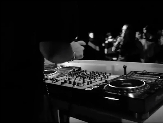 dj-img